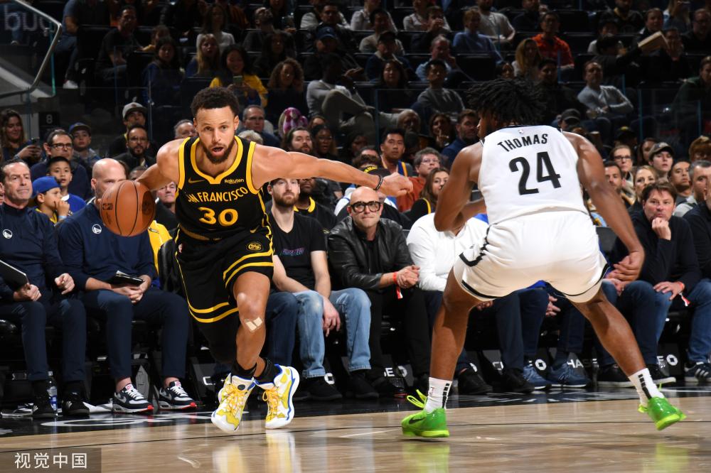 这使他能在 这使他能在