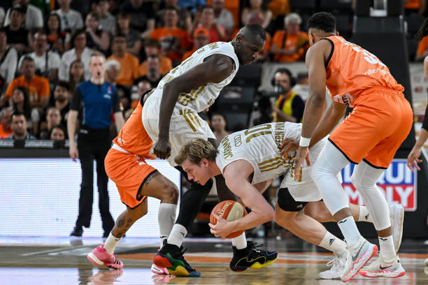 提依靠灵活 提依靠灵活