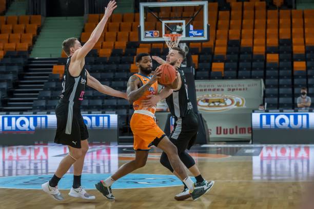 但因位置和 但因位置和